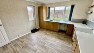 Photo 19- click for photo gallery